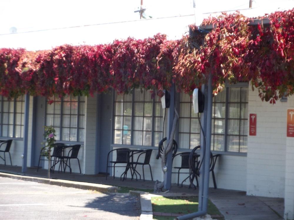 Guichen Bay Motel Роуб Екстериор снимка