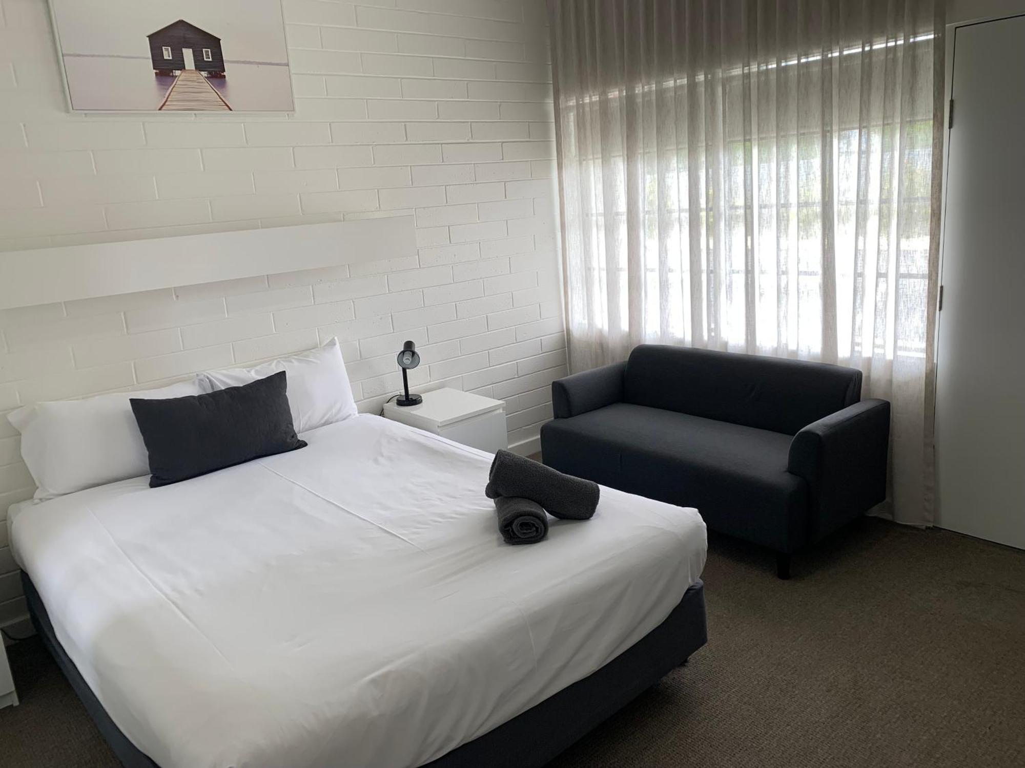 Guichen Bay Motel Роуб Екстериор снимка