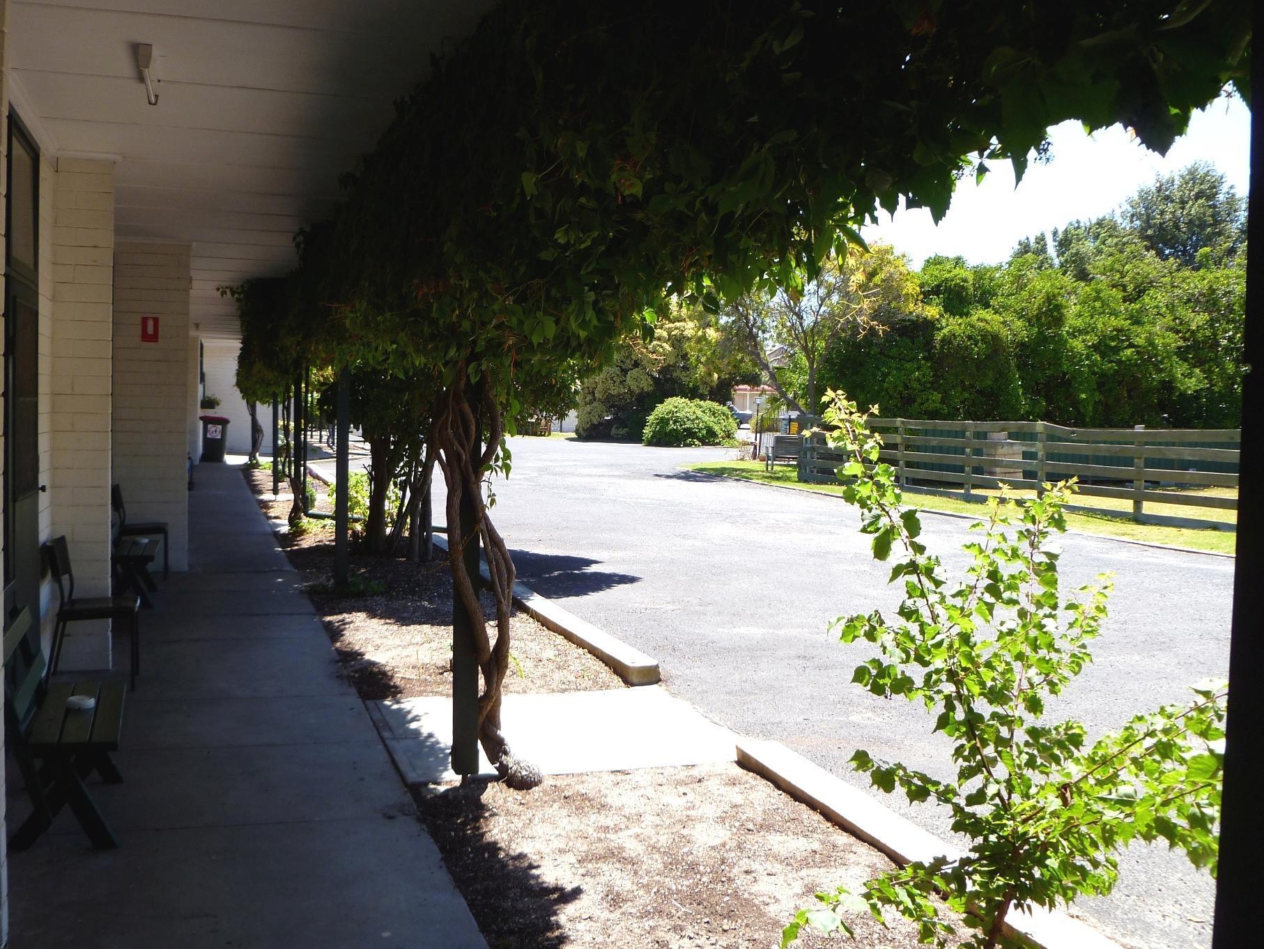 Guichen Bay Motel Роуб Екстериор снимка