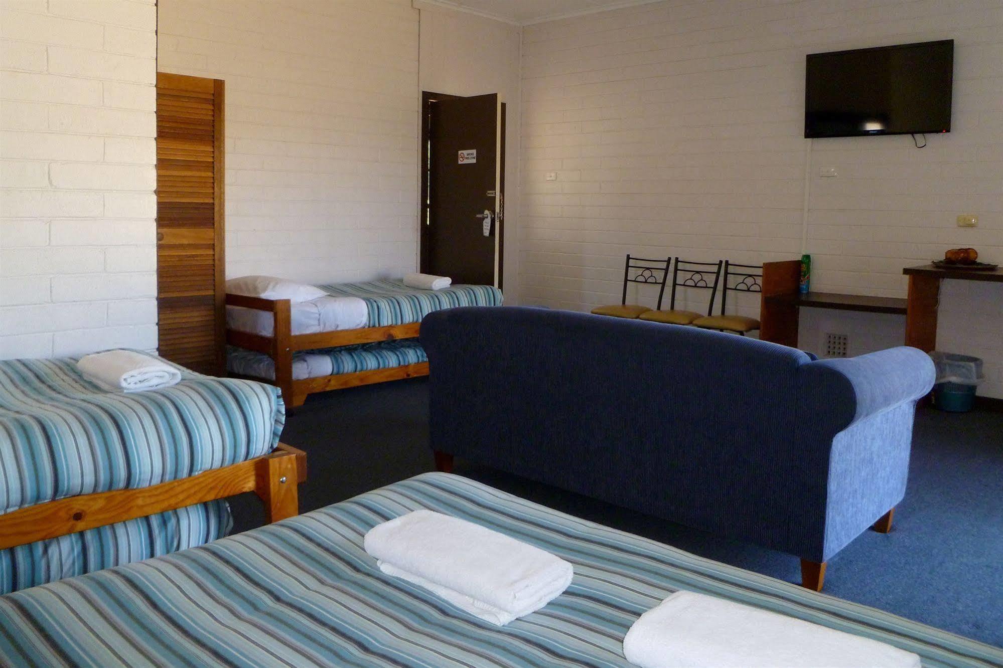 Guichen Bay Motel Роуб Екстериор снимка
