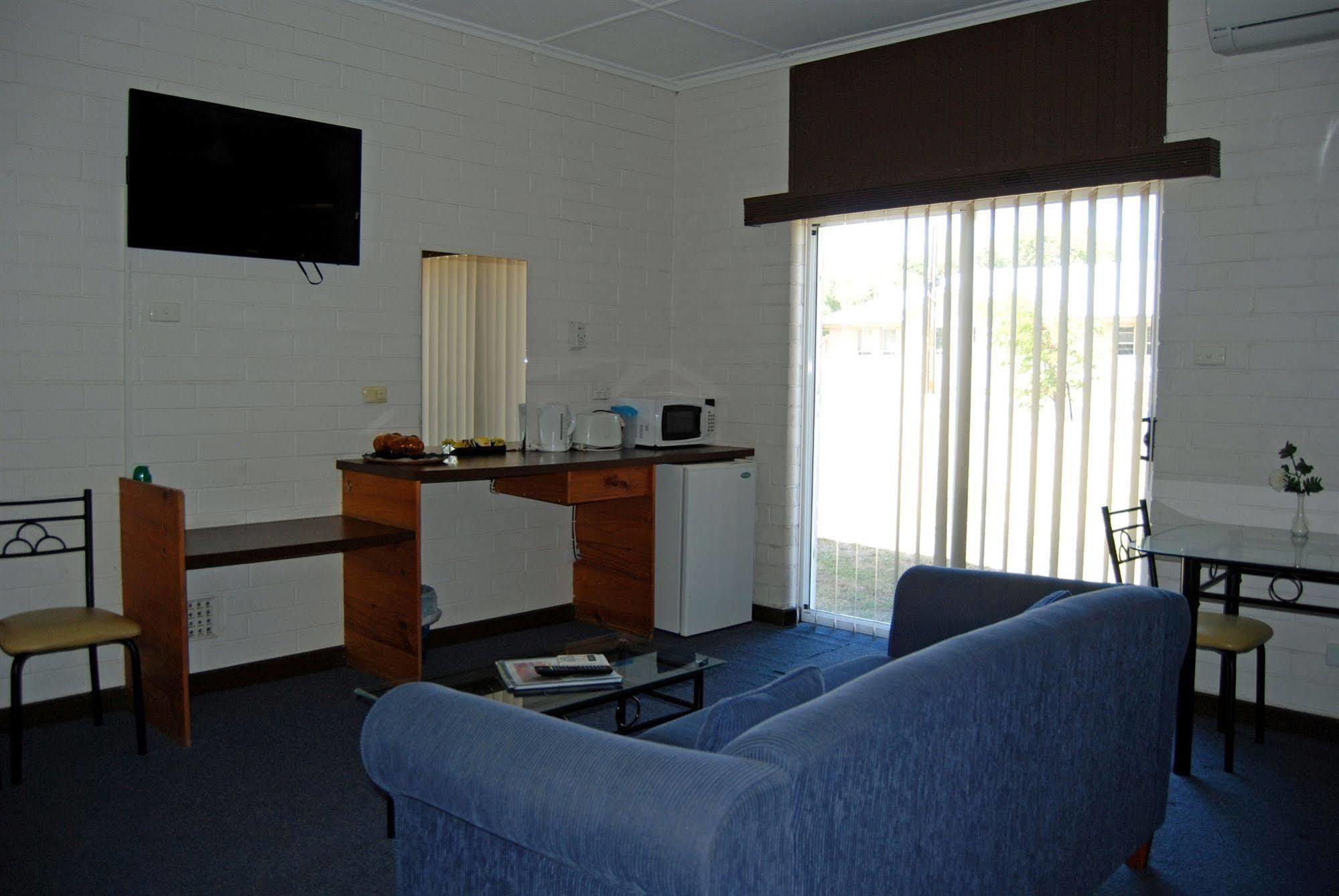 Guichen Bay Motel Роуб Екстериор снимка