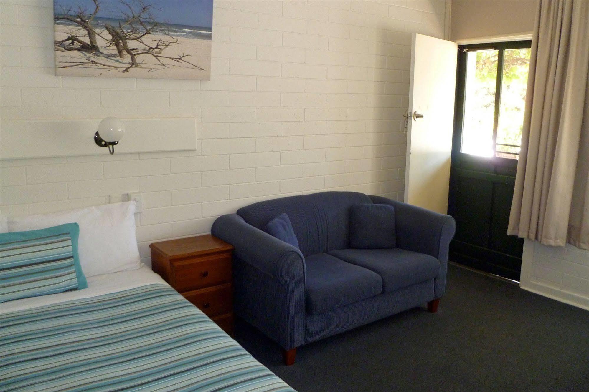 Guichen Bay Motel Роуб Екстериор снимка